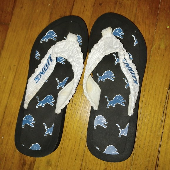 Detroit Lions Wedge Sandals - Picture 1 of 3